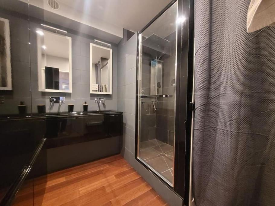 Apartment De 90m² Situe Dans Le Vieux-lille. Lille